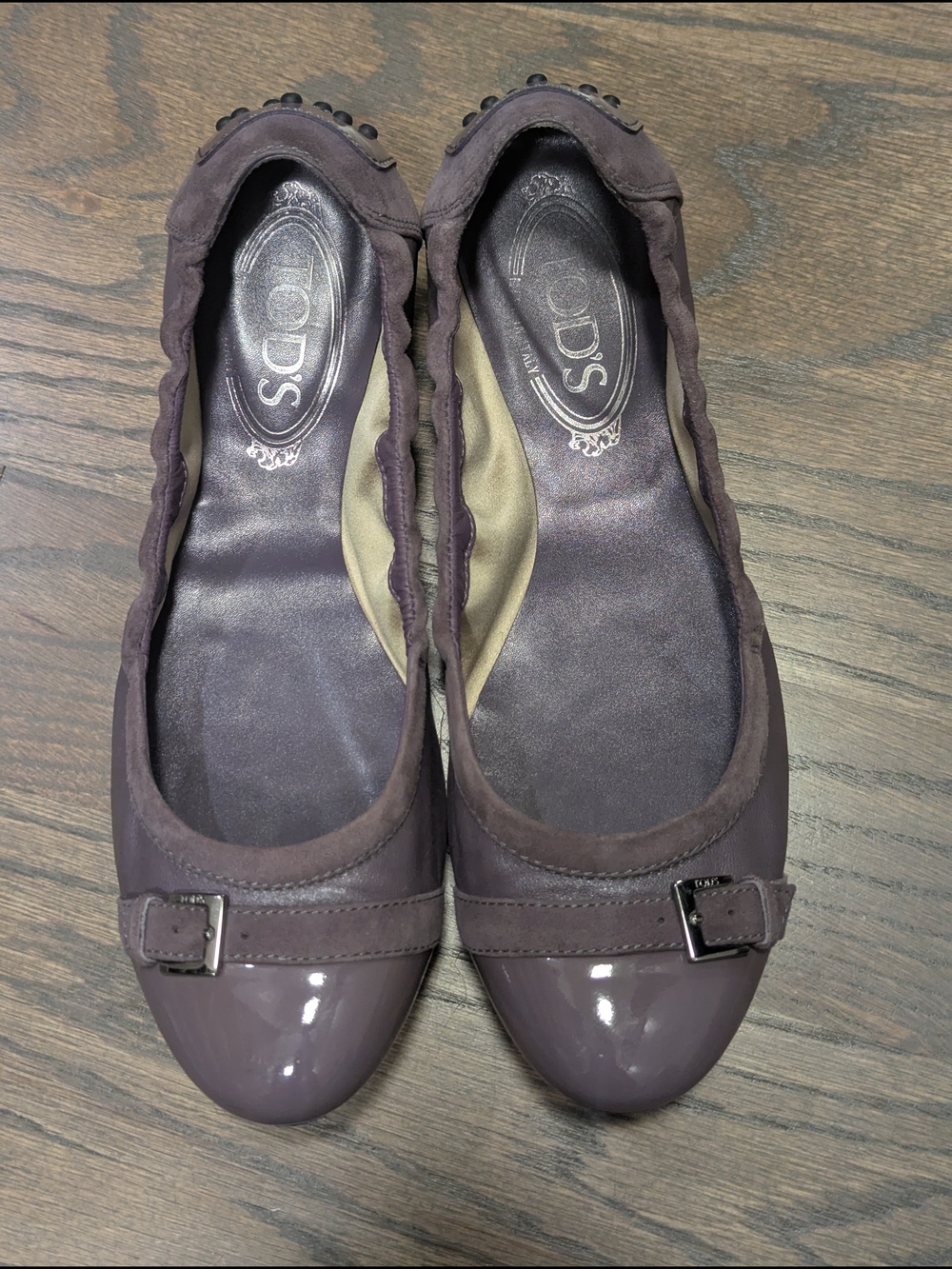 TOD'S Ballerina Flats Dee Buckle Patent  Leather Suede Trim Ballet Lavender 8 38
